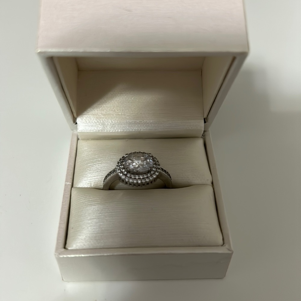 Silver Ring - image 1